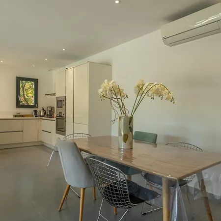 Villa Pool Heated, Nature, Beach & Comfort פורטו-וישיו